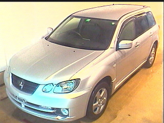 2002 Mitsubishi Airtrek Pictures