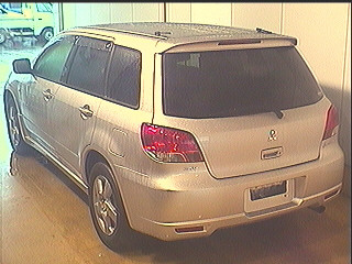 2002 Mitsubishi Airtrek Pictures