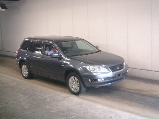 2002 Mitsubishi Airtrek Pics