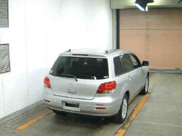 2002 Mitsubishi Airtrek Pictures