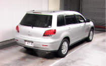 2002 Mitsubishi Airtrek Pictures