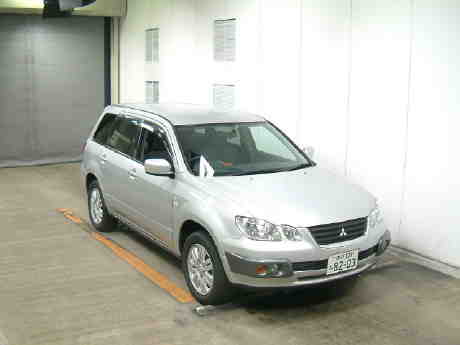 2002 Mitsubishi Airtrek Pictures