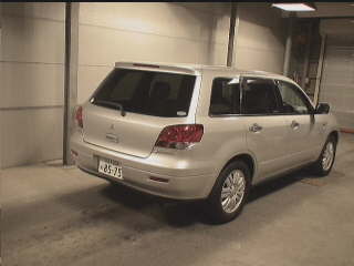 2002 Mitsubishi Airtrek Pictures