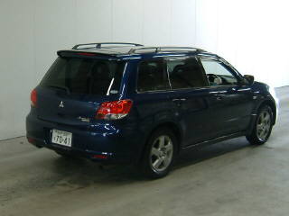 2002 Mitsubishi Airtrek Images