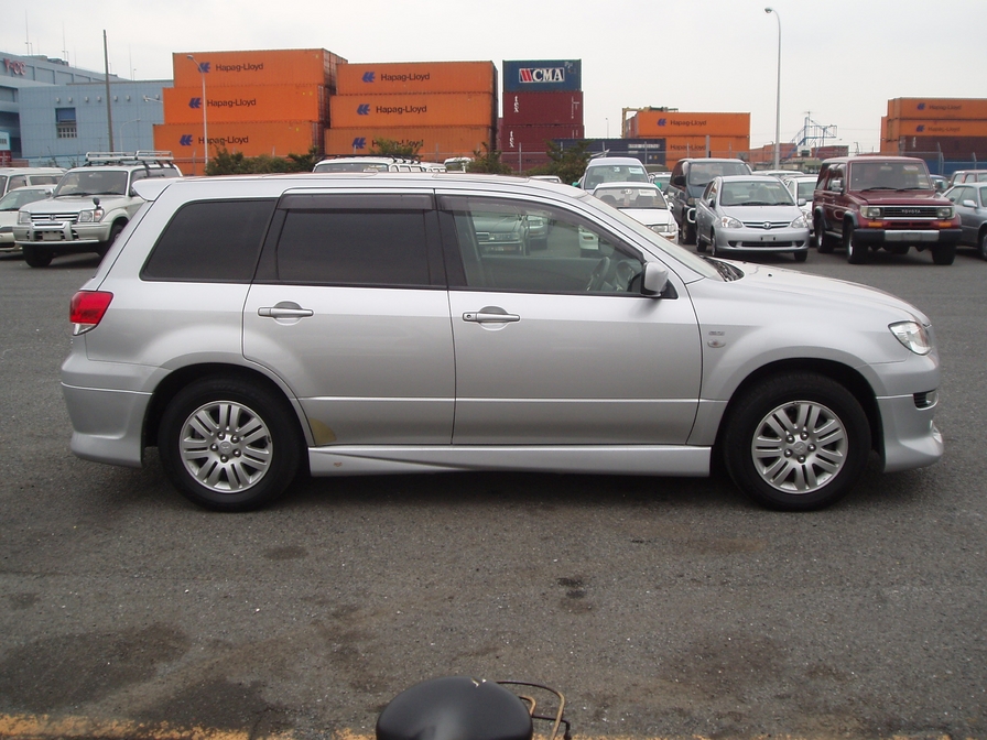 2002 Mitsubishi Airtrek For Sale