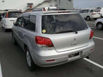 2002 Mitsubishi Airtrek Pictures