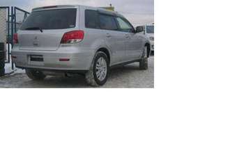 2002 Mitsubishi Airtrek Photos