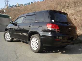 2002 Mitsubishi Airtrek Pictures