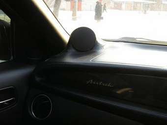 2002 Mitsubishi Airtrek Photos