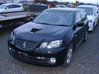 2002 Mitsubishi Airtrek Photos