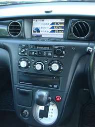 2002 Mitsubishi Airtrek For Sale
