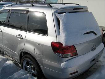 2002 Mitsubishi Airtrek Pictures