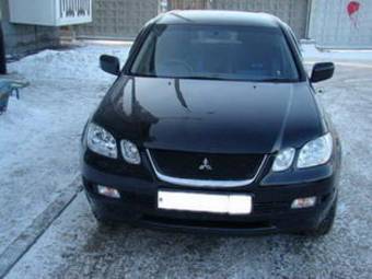 2002 Mitsubishi Airtrek Photos