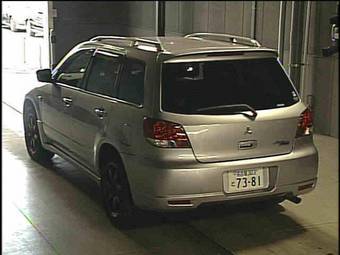 2002 Mitsubishi Airtrek Pictures