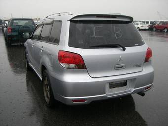 2002 Mitsubishi Airtrek Pictures