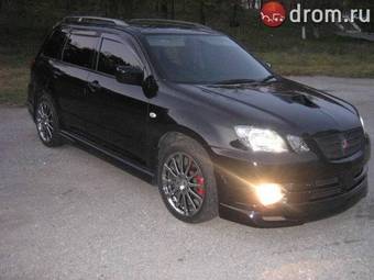 2002 Mitsubishi Airtrek Pictures