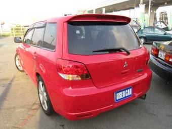 2002 Mitsubishi Airtrek Pictures
