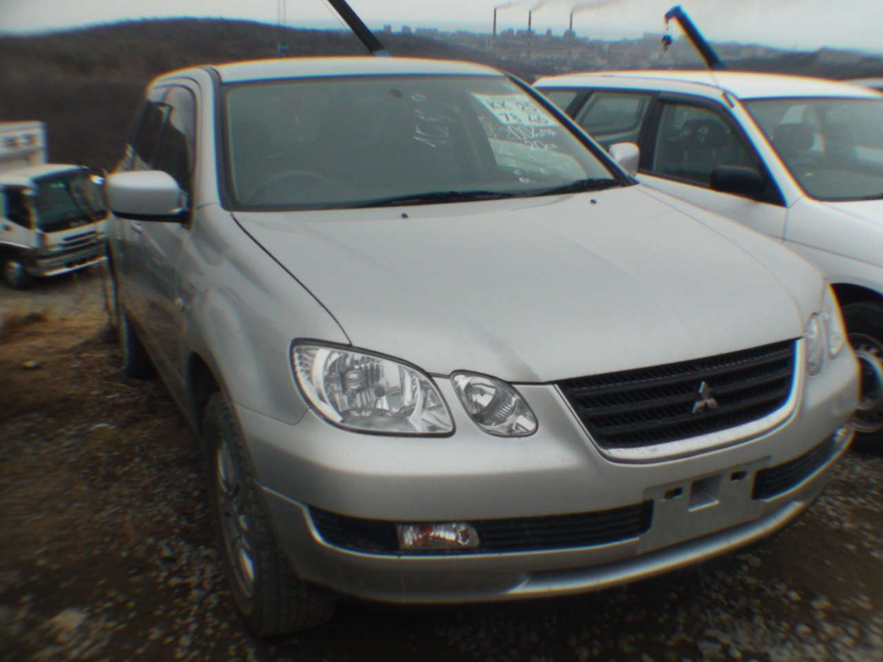 2002 Mitsubishi Airtrek