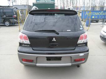 2002 Mitsubishi Airtrek Pictures