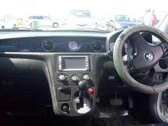 2002 Mitsubishi Airtrek Images