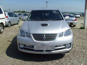 2002 Mitsubishi Airtrek Pictures