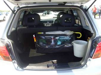 2002 Mitsubishi Airtrek Pics