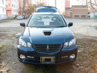 2002 Mitsubishi Airtrek Pictures