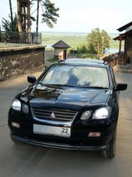 2002 Mitsubishi Airtrek Pics