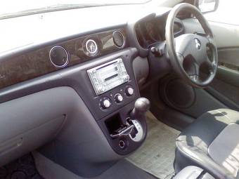 2002 Mitsubishi Airtrek For Sale