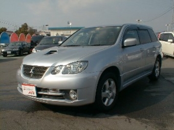 2003 Mitsubishi Airtrek