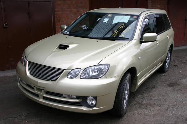 2003 Mitsubishi Airtrek