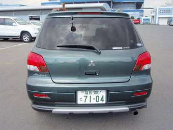 2003 Mitsubishi Airtrek Photos