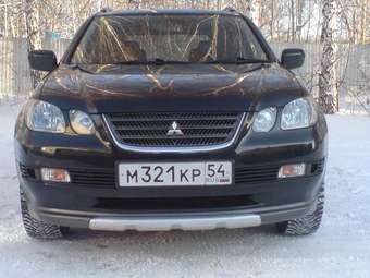 2003 Mitsubishi Airtrek Photos