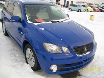 2003 Mitsubishi Airtrek