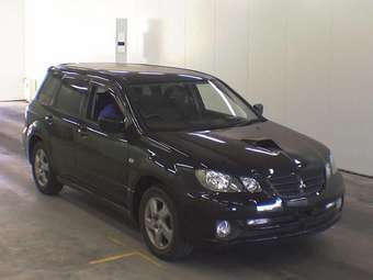2003 Mitsubishi Airtrek Pictures