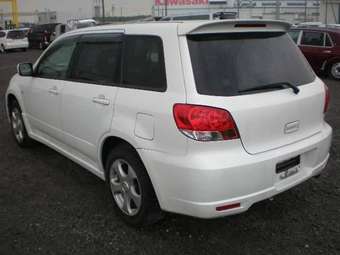 2003 Mitsubishi Airtrek Pictures