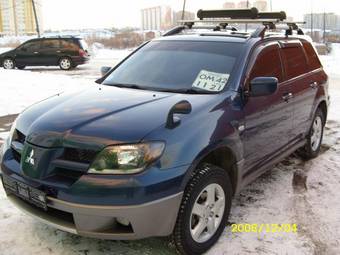 2003 Mitsubishi Airtrek For Sale