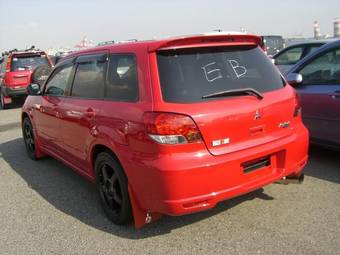 2003 Mitsubishi Airtrek Pictures