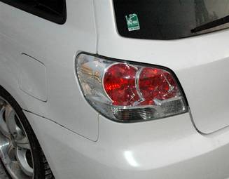 2003 Mitsubishi Airtrek Photos
