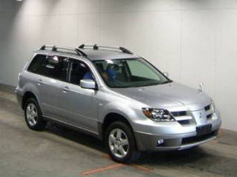 2003 Mitsubishi Airtrek