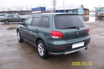 2003 Mitsubishi Airtrek Wallpapers