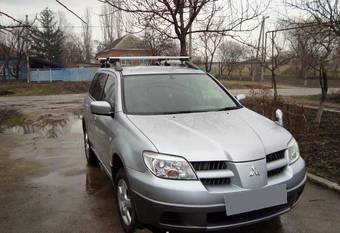 2003 Mitsubishi Airtrek