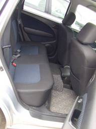 2003 Mitsubishi Airtrek Images