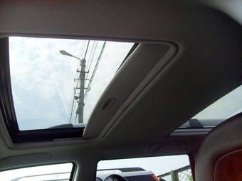2003 Mitsubishi Airtrek Photos