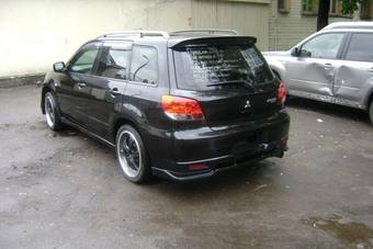 2003 Mitsubishi Airtrek Wallpapers