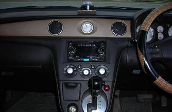 2003 Mitsubishi Airtrek For Sale