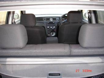 2003 Mitsubishi Airtrek Photos
