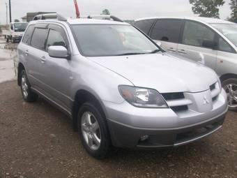 2003 Mitsubishi Airtrek For Sale