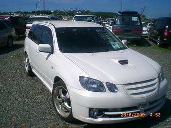 2003 Mitsubishi Airtrek Pictures