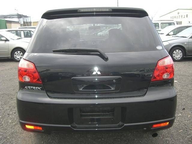 2004 Mitsubishi Airtrek